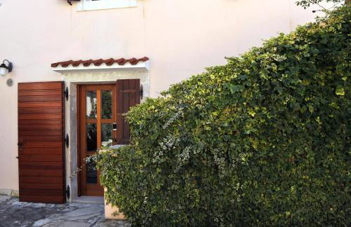 The House Aunt Regina - Foto 10