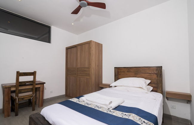 Tanzanite Serviced Apartment - Photo 8