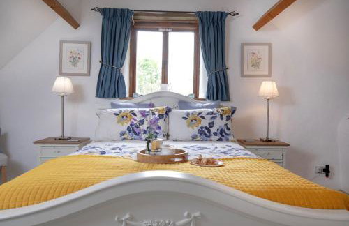 The Small Barn - Photo 24