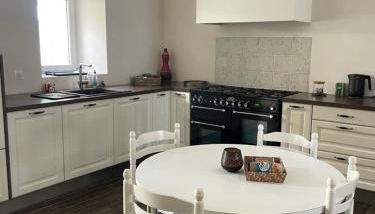 Gîte La Petite Renaudière - proche parc du Puy du F - Photo 5