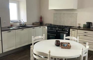 Gîte La Petite Renaudière - proche parc du Puy du F - Photo 5