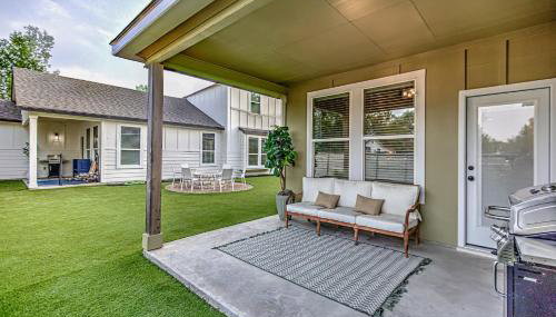 6BD Retreat for 14 with Fire Pit Patio & Lake Access - Foto 2