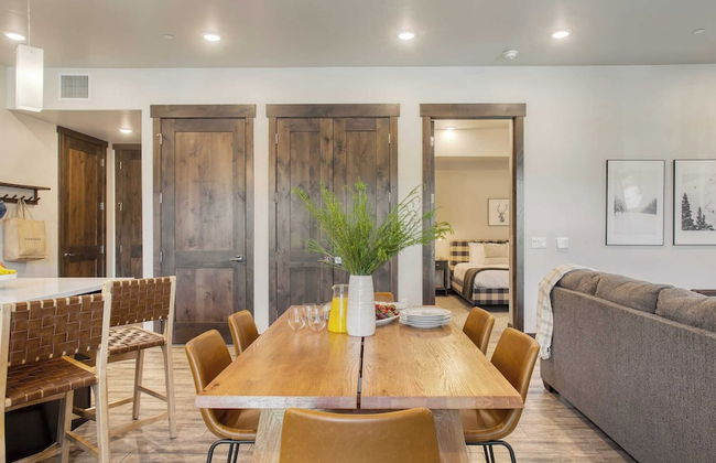 Kestrel by Avantstay Close to the Ski Slopes in This Majestic Home in Park City - Photo 10