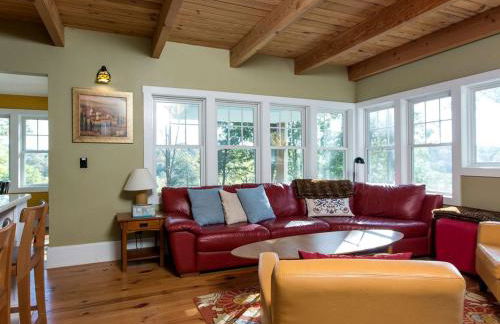 Deluxe Cottage Rental on a 100-Acre Farm on the Shenandoah River, Virginia - Foto 15