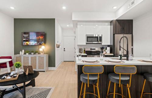 Charming LUXE 1BR, Free Parking, Kitchen and Laundry - Foto 16