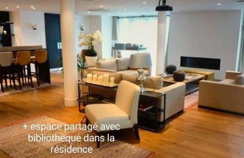 Le Petit Port - Appartement 4 étoiles - standing, vue lac, calme, piscine - Foto 14