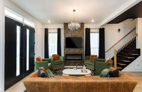 Rooftop Deck Hot Tub Fire pit Sleeps 10 - Foto 24