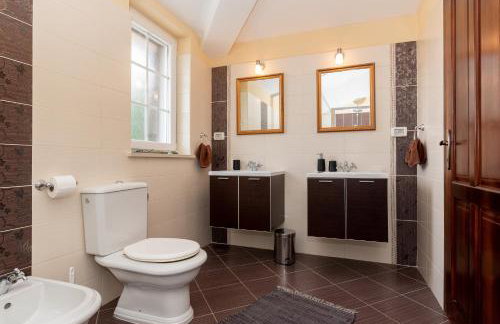 Villa Ivona, a luxurious villa minutes from the sea - Foto 32