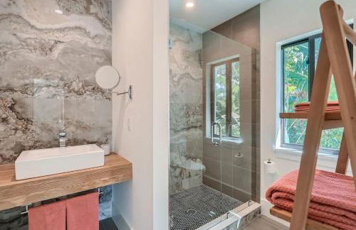 Villa Vogue - Designer Finishes Meet Open Living in Sunshine Park - Foto 12