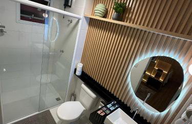 Refúgio romântico com Jacuzzi só sua! Espumante de cortesia! - Photo 13