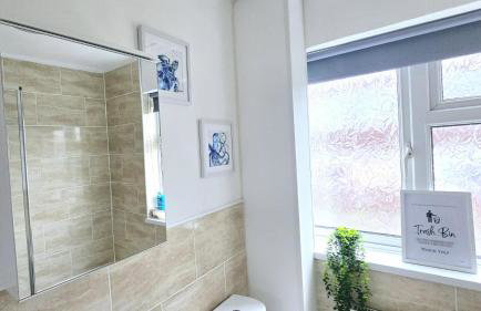 Corby Stay 2BR Work Trips & Family Friendly - Foto 39