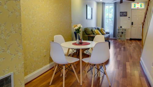 1 Mi to to MandT Bank Stadium Home with Rooftop Patio - Foto 2