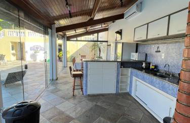 Mansão Por do Sol - Piscina Spa Sauna Centro - Foto 34