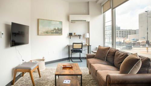 Deer District Studio Apt - One Block from Fiserv and Baird - Foto 4