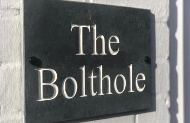 The Bolthole - Photo 40