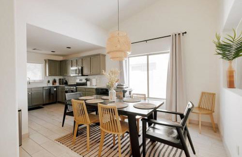 Flower Street House Pool, Spa, Golf! - Foto 11