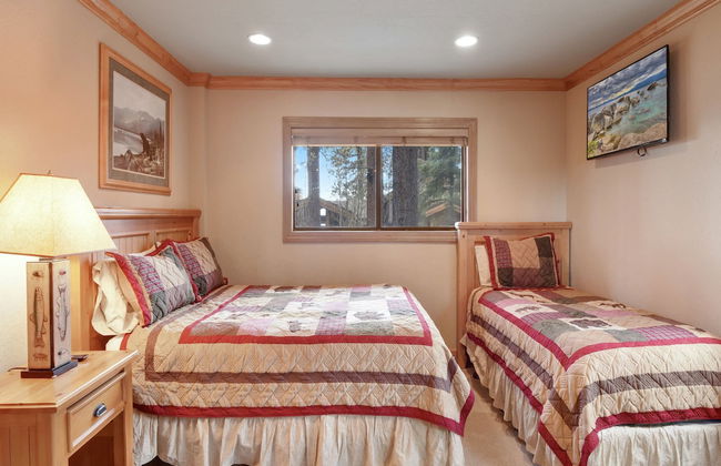 Incline Village Tranquility - Photo 3