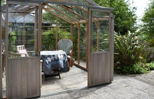 Middle Lodge - Photo 16