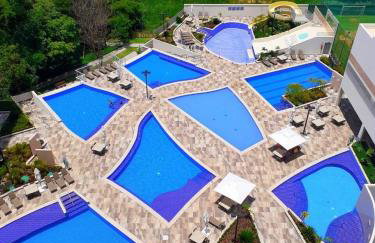 APTO 115 Park Veredas - Vista Piscinas - Acesso ao Rio quente - Espetacular - Photo 8