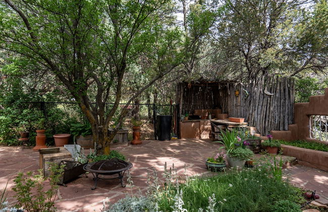 Glorieta Mesa Retreat - Photo 32