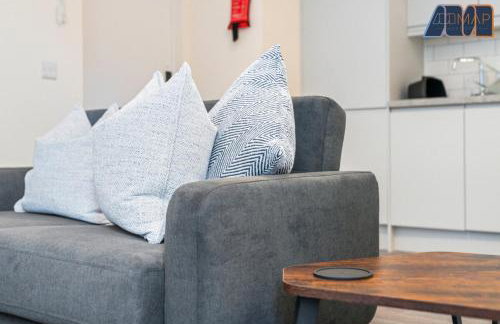 4 Bed Flat With Parking Sleeps 8 in Fife - Foto 9