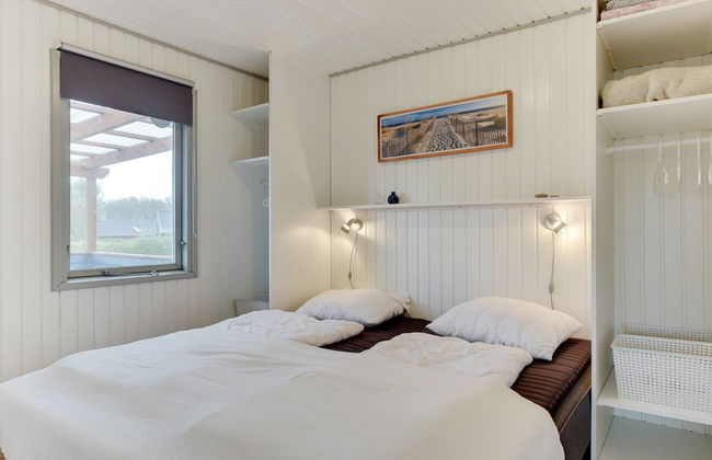 "Roar" - 500m from the sea - Photo 12