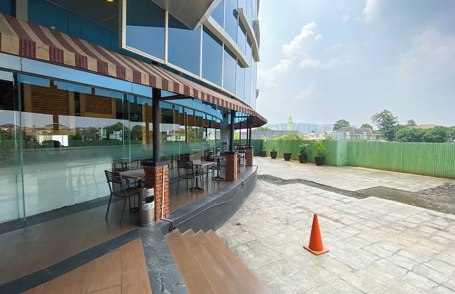 Great Deal And Spacious 2Br At Nifarro Park Apartment - Foto 27