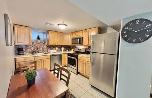 FREE Parking Cozy 2 Bedroom unit near NYC - Foto 9