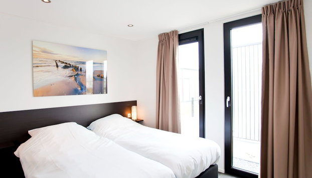 Modern Holiday Home 600 m From the sea - Foto 2, Habitación