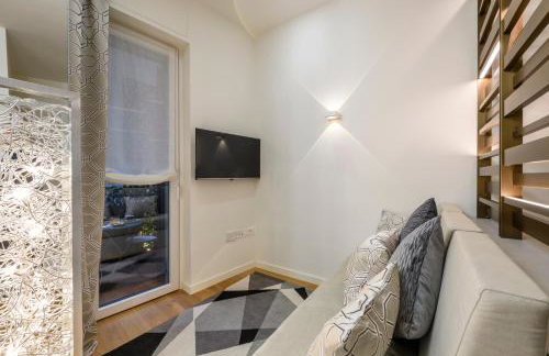 Gian Giacomo Mora, 13 Raffinato monolocale in centro - Photo 27