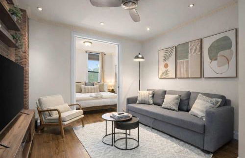 Stylish East Side Escape Steps from Fun - Foto 3