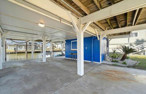 Canal Front Bungalow with Screened Patio and Kayaks - Foto 23