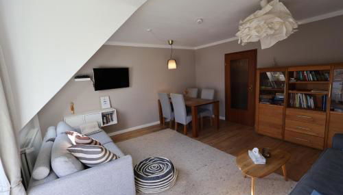 2-Zimmer Apartment Bahnhofsnähe - self-check-in - Kinderfreundlich - Balkon - Kaffeeautomat - Foto 4