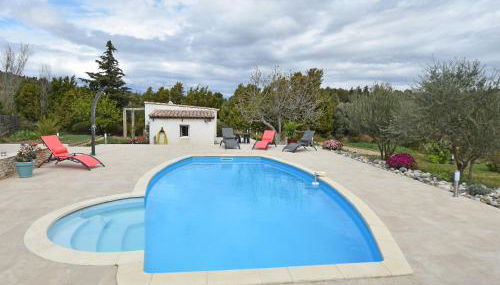 Tranquil Villa with Pool - Foto 1