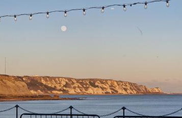 Beach View - A Truly Stunning House Opposite The Sea! Sleeps 10! Families, Friends, Contractors and Pets are all Welcome! - Foto 39