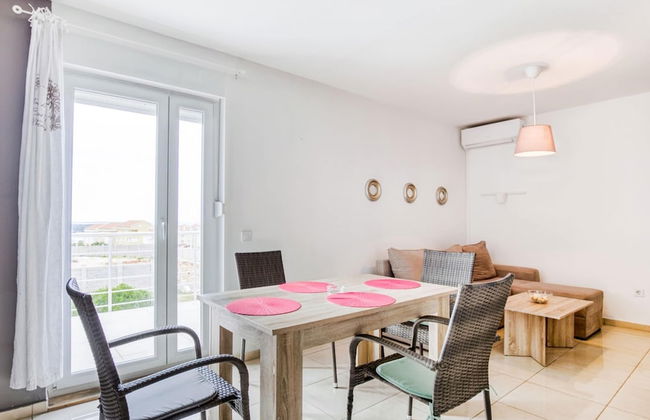 Comfortable Apartment in Novalja near Zrče Beach - Foto 1