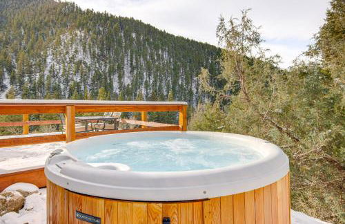 Secluded Livingston Retreat with Deck and Fire Pit! - Photo 1