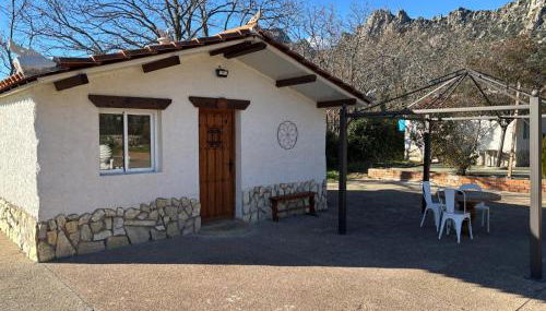 Cabañas Rústicas dentro de la Finca El Castillo - Foto 1