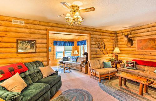 Fish and Hike Wooded Cabin 9 Mi to Lake Nebagamon! - Foto 6