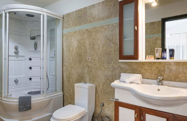 Luxury Villa With Amazing Sea Views, Private Pool, Near the Beach - Foto 26