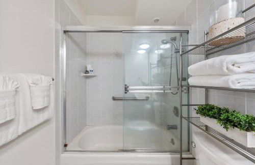 Milowai 302 · MIL 302 Oceanfront 2BD w Ocean Views Whale Watch - Foto 51