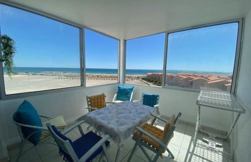 Grand T2 avec loggia, parking privé, proche plage et commerces - FR-1-782-54 - Foto 1