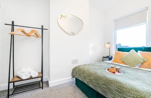 Contractor Friendly - Sleeps 7 - Fast WiFi - Near A50 - Foto 20