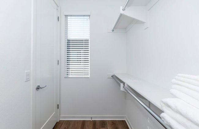 Master Bedroom With King Bed Central Location - Foto 29