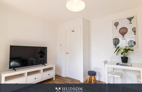 1-Bedroom Apartment with Parking - Photo 2