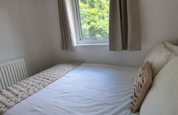 Charming 3 bed near A1 and central Peterborough - Photo 18