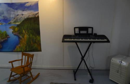 2 Blks St Marys Main Fl Beds Bath CoveredByFaith - Photo 22