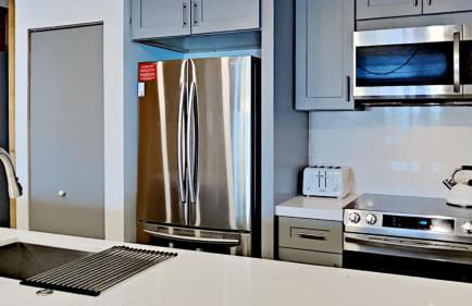 Great 3 Bedroom Condo with Washer and Dryer! - Foto 9