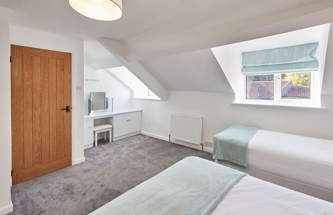 Host Stay Low Barn Cottage - Foto 14