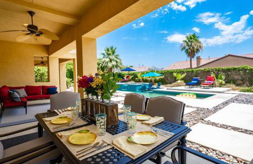 Luxurious 5BR Resort Style Home w/ Pool & Spa - Foto 26